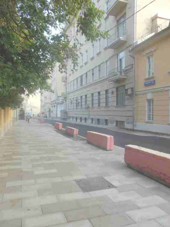 Москва. Тихий Калашный переулок